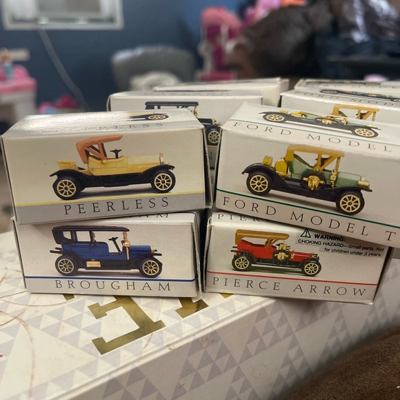 Thomas flyer readers digest edition 12 classic toy cars in box never used - Picture 3 of 4